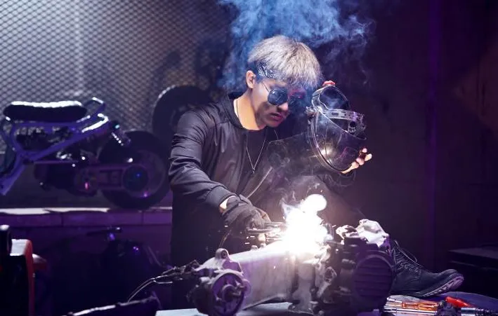 【航化说】不卷“可回收”了？驭龙航天用“一次性”把火箭发射成本打下来