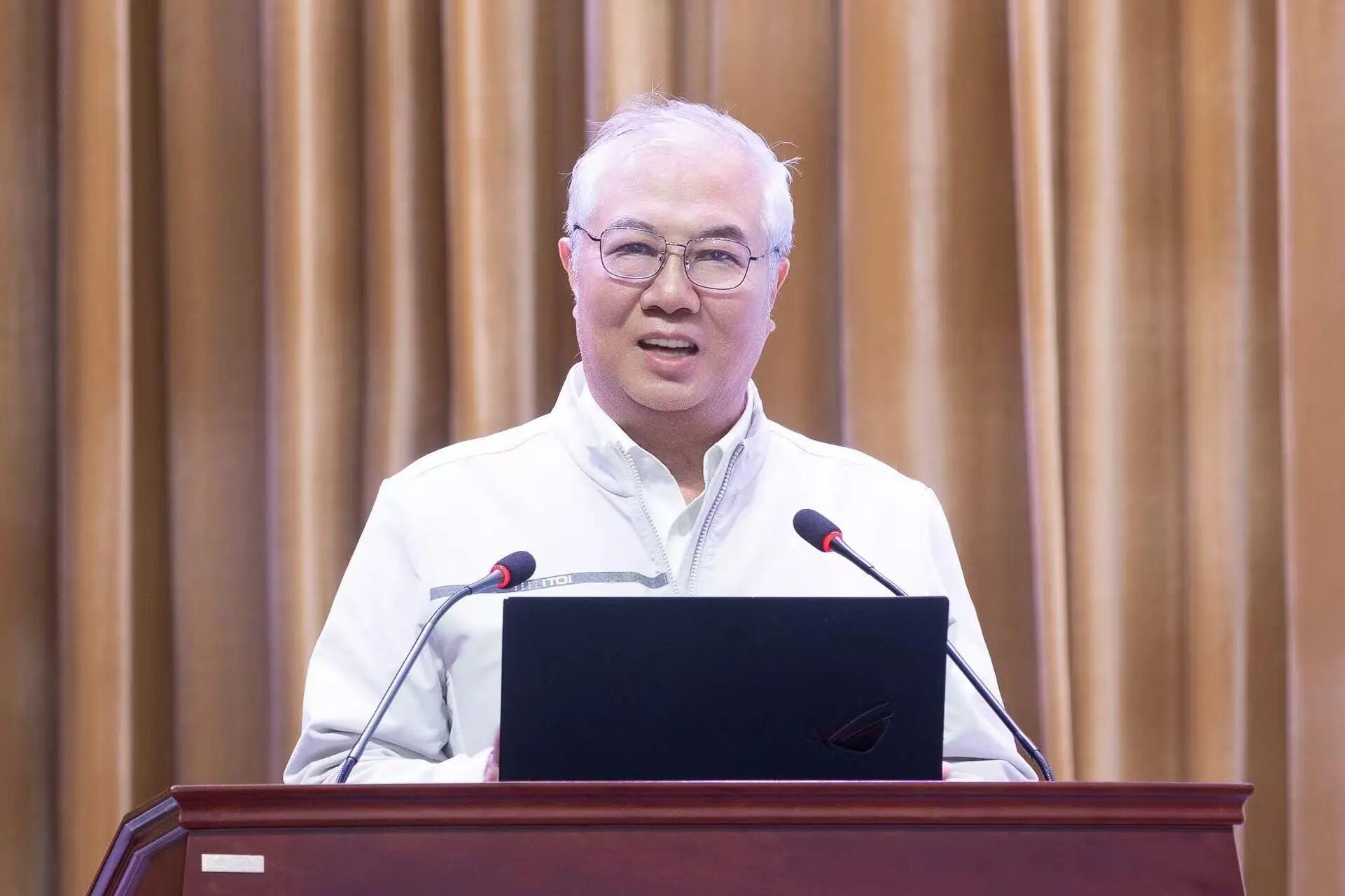 对标国产大飞机战略需求，一批航空新材料产学研合作项目签约