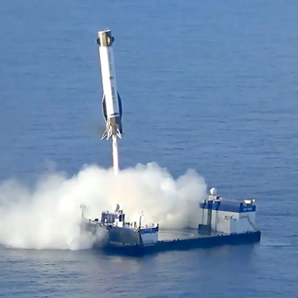 新格伦成功复用，上面级出现异常，卫星或将再入烧毁