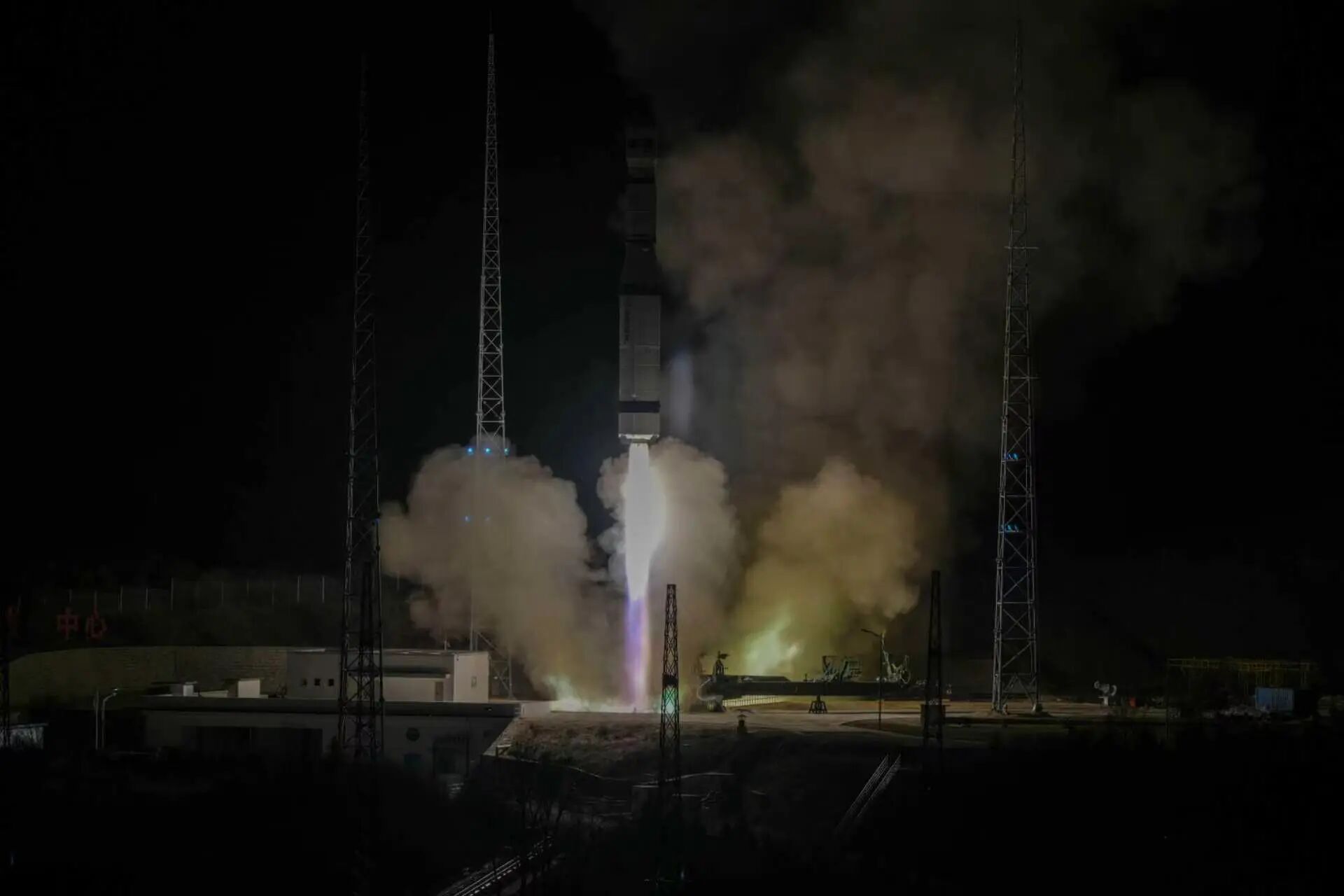 我国成功发射巴基斯坦PRSC-EO3卫星