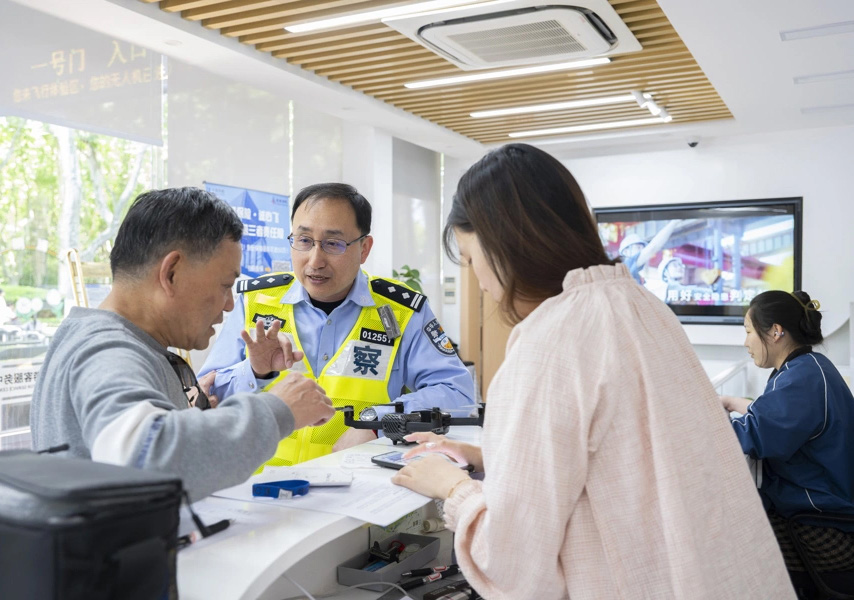 上海首批无人机飞行体验区试点取得初步成效