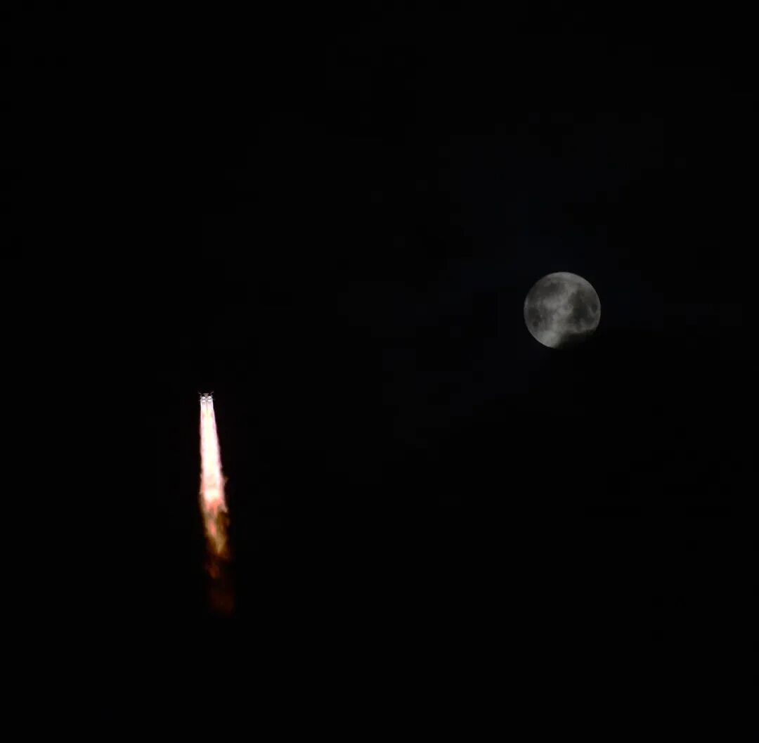 长二丁成功发射卫星互联网技术试验卫星